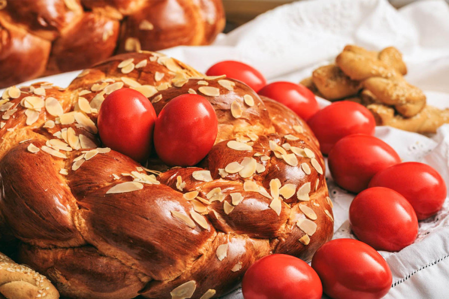 Το πιο ευωδιαστό &amp; αφράτο Tσουρέκι, σε απλά βήματα