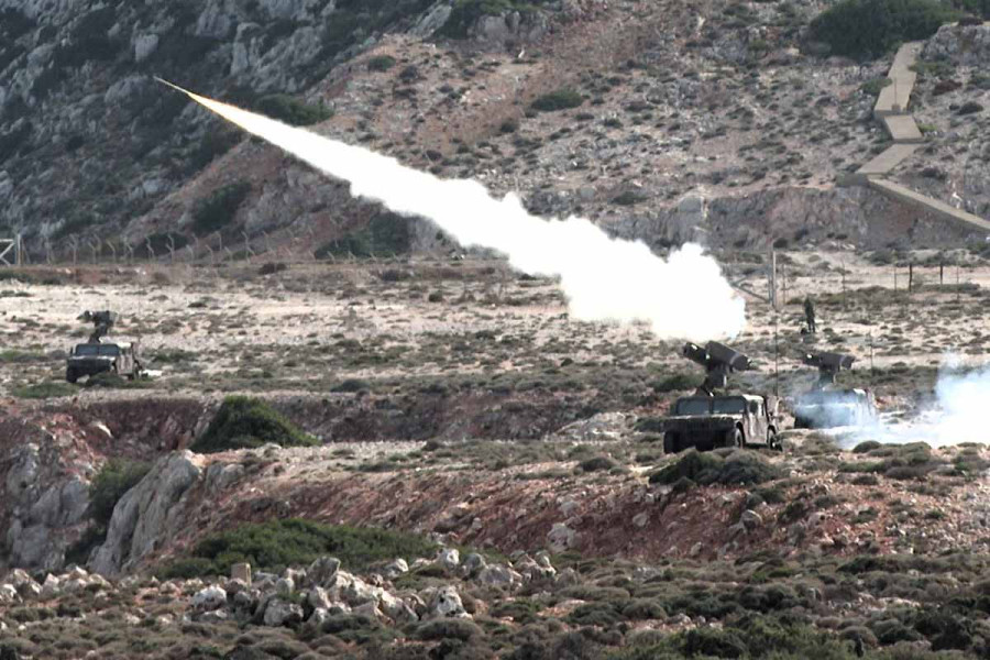 Πέφτουν οι υπογραφές για την «Ασπίδα του Αχιλλέα», πώς αλλάζει την αεράμυνα και την αντιβαλλιστική προστασία