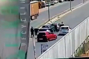 Ασπρόπυργος: Κινηματογραφική σύλληψη συνεργού της συμμορίας του Έντικ (video)