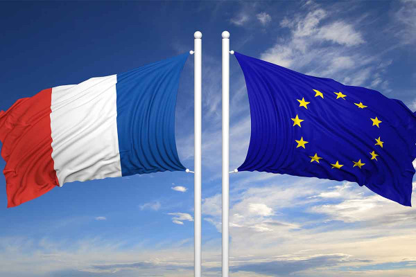 Η Γαλλία ζητάει από την ΕΕ δραστικά μέτρα εναντίον Shein και Temu