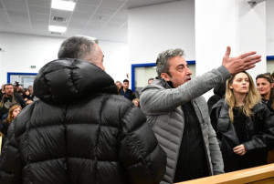 Δίκη για Τέμπη: Ξεσπά ο σύλλογος συγγενών θυμάτων - Μας απέκλεισαν συνειδητά, έδωσαν 1,2 εκατ. για 250 καρέκλες «στοιβαγμένες»