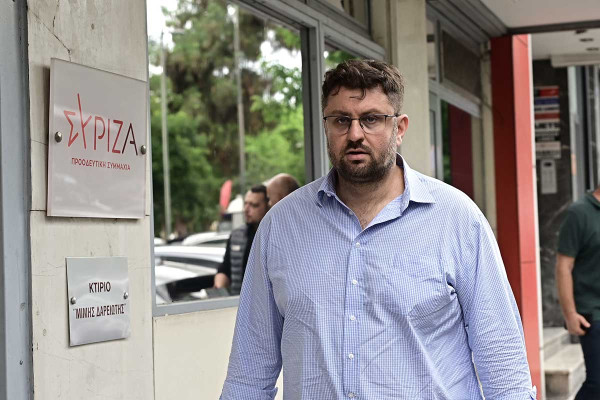 Αποχώρησε ο Ζαχαριάδης από τον ΣΥΡΙΖΑ: «Ο χώρος μας πρέπει να κατέβει με ένα ψηφοδέλτιο στις επερχόμενες εκλογές»