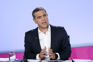 Ο Τσίπρας άνοιξε τα «χαρτιά» του: Στόχος η νίκη, μετωπική με Μητσοτάκη και ρεαλιστικό πρόγραμμα για τις ανάγκες των πολλών