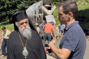 Σε εξέλιξη το έργο πρόσβασης στην Ιερά Μονή Παναγίας Χρυσοπηγής και στο εξωκλήσι του Αγ. Παντελεήμονος