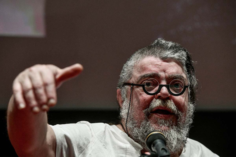 Πέθανε η μητέρα του Σταμάτη Κραουνάκη: Η συγκινητική του ανάρτηση