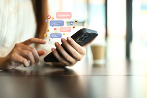 Notifications, αυτή η μάστιγμα: Οι συνεχείς ειδοποιήσεις κουράζουν τον εγκέφαλο