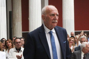 Πέθανε ο δημοσιογράφος Γιώργος Παπαδάκης μετά από έμφραγμα
