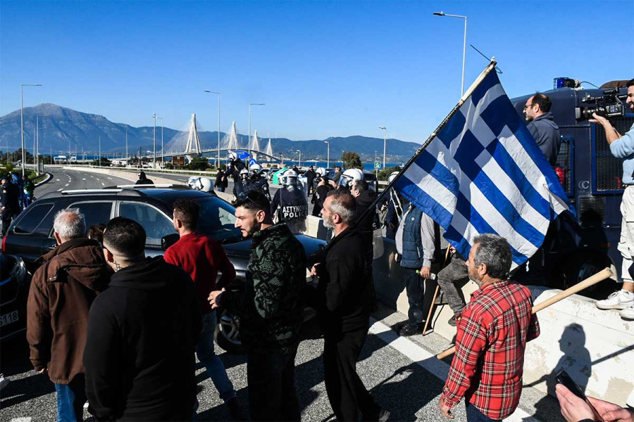 Σήμερα αποφασίζουν οι αγρότες σε Αχαΐα και Αιτωλοακαρνανία για 48ωρο αποκλεισμό της Γέφυρας