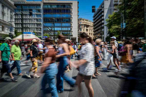 Μέτρα για οικογένειες, Airbnb και ενοίκια: Τι προβλέπει το πολυνομοσχέδιο του ΥΠΕΘΟ - Οι κερδισμένοι