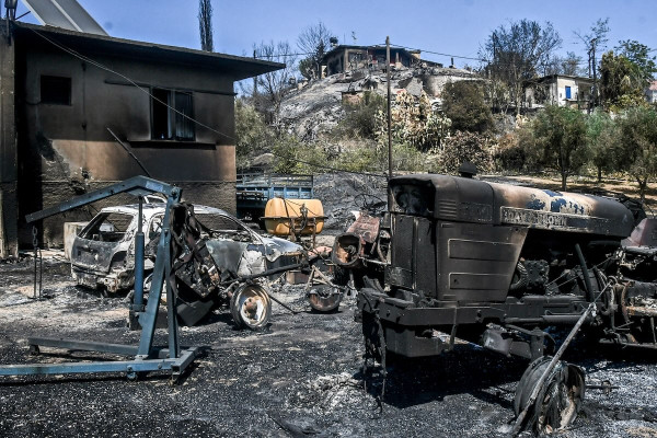 Σκληρή επιστολή μηχανικών προς τον Πρωθυπουργό - «Το κράτος ήταν ΑΠΩΝ στις φωτιές της Πάτρας»