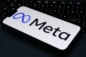 Κατηγορούν τη Meta για απολύσεις μέσω AI: Στο στόχαστρο του αλγορίθμου έγκυες και εργαζόμενοι με αναπηρίες