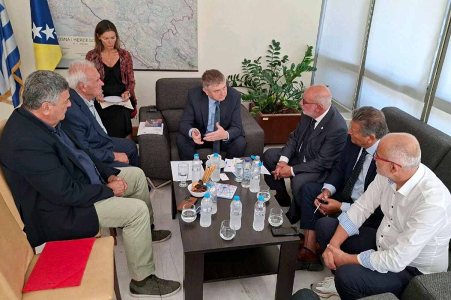 Συνάντηση των Αντιπεριφερειαρχών, Π. Σακελλαρόπουλου και Π. Αντωνόπουλου με τον Πρέσβη της Βοσνίας και Ερζεγοβίνης