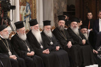 Η αλήθεια για τις αυξήσεις στους μισθούς της ιεραρχίας