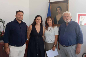 Ο Δήμαρχος Ήλιδας υποδέχθηκε στο γραφείο του τη νέα αρχιτέκτονα του Δήμου