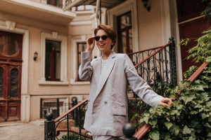Old money vibe: Πώς να υιοθετήσεις τη σικ αισθητική του απλού