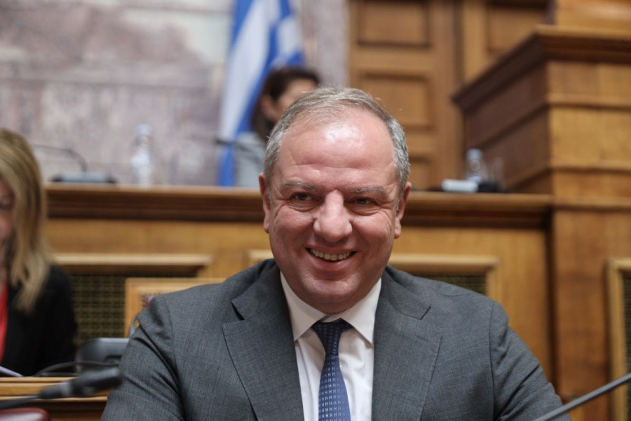 Σταμενίτης: Εναέρια αντιχαλαζική προστασία για τις δενδροκαλλιέργειες σε Κοζάνη και Φλώρινα ανακοίνωσε ο υφ Αγροτικής Ανάπτυξης