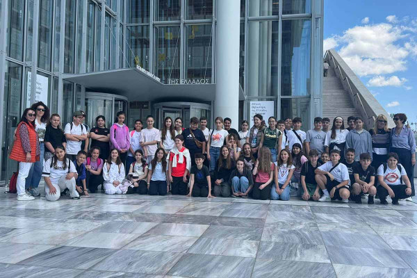 6ο Δημ. Σχολείο Πύργου: Επίσκεψη στη Βιβλιοθήκη του Ιδρύματος Σταύρος Νιάρχος