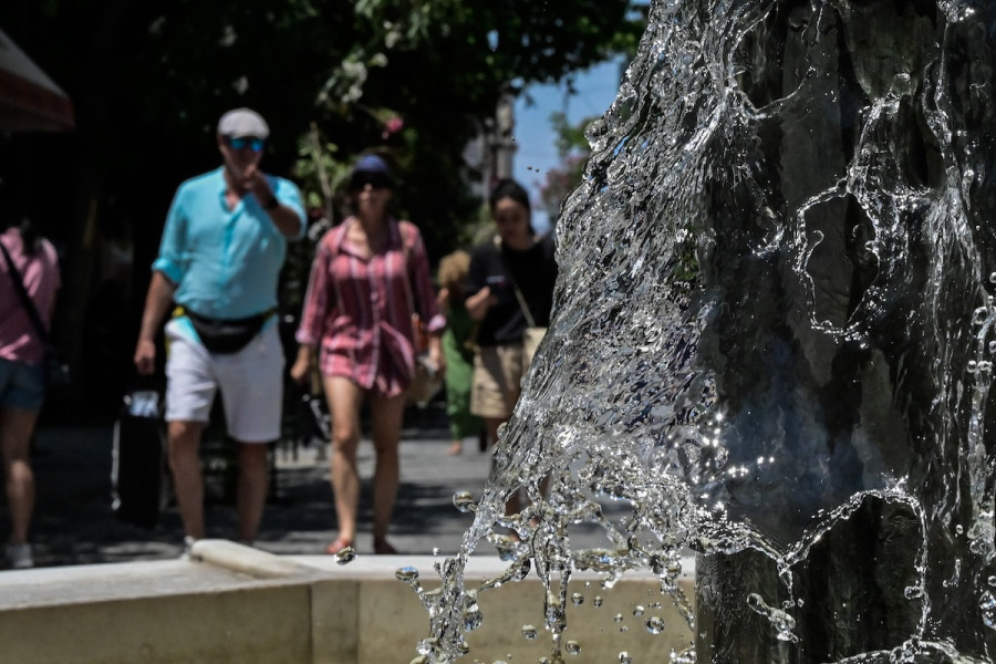 «Έρχεται» καύσωνας εξπρές από αύριο - 40άρια σε 6 περιοχές, υποχωρεί η θερμοκρασία την Κυριακή