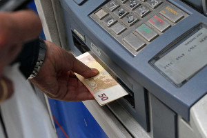 Ποιοι και πότε πληρώνονται από e-ΕΦΚΑ και ΔΥΠΑ από σήμερα μέχρι την Παρασκευή