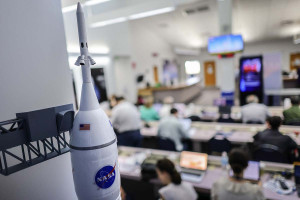 Πώς η NASA ετοιμάζει ανθρωποειδή ρομπότ για αποστολές στη Σελήνη