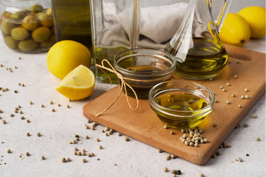 Ελαιόλαδο με λεμόνι: Ένας μαγικός συνδυασμός υγείας ή ένας διατροφικός μύθος;
