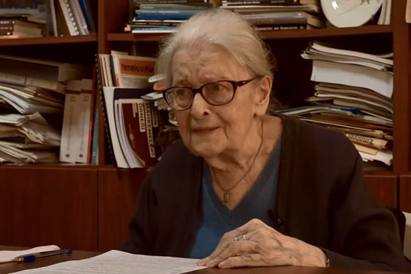 Πέθανε στην Κωνσταντινούπολη η φιλόσοφος Ιωάννα Κουτσουράδη