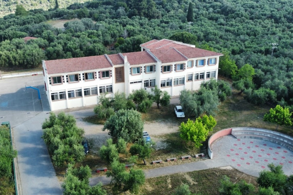 ΔΣ Πύργου: Ομόφωνα «Ισαάκ - Σολωμού» το Λύκειο Βουνάργου