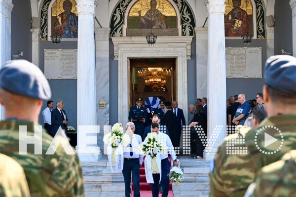 Πύργος: «Αθάνατος!» - Ράγισαν καρδιές στους επικήδειους για τον Γιάννη Μπλέσια