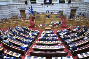 Βουλή για ΟΠΕΚΕΠΕ: Άρση ασυλίας και για τους 13 βουλευτές