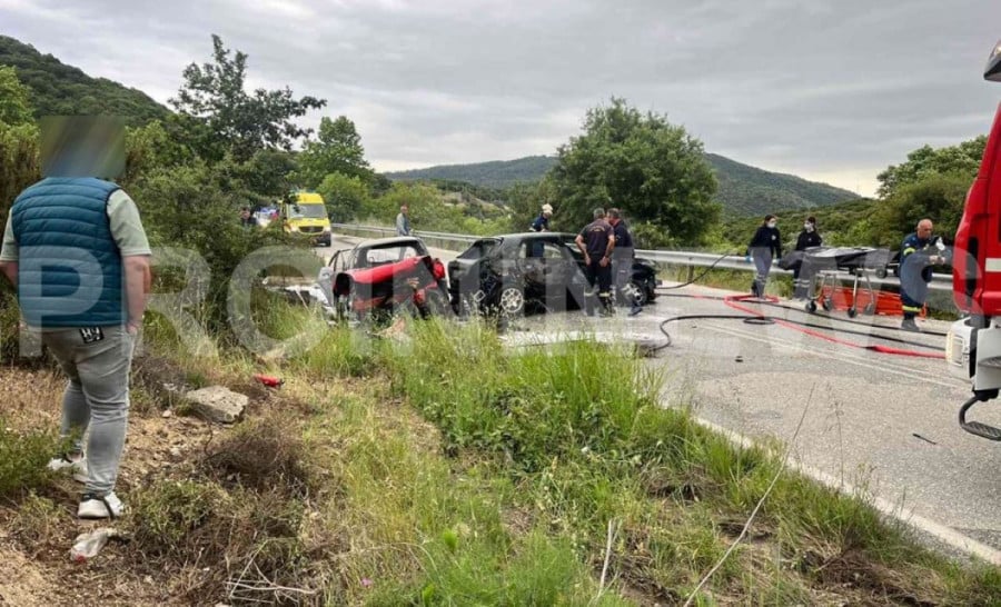 Καβάλα: Σφοδρή σύγκρουση οχημάτων κοντά στον Άγιο Ανδρέα – Ένας νεκρός και δύο τραυματίες