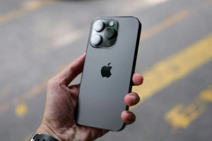 Μήπως το iPhone σας παρακολουθεί; Εκατοντάδες εκατομμύρια συσκευές σε κίνδυνο