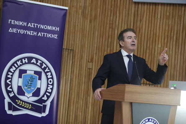 Χρυσοχοΐδης για Άργος: Η αστυνομία έχει καθήκον να συλλαμβάνει δολοφόνους, όχι να σκοτώνει παιδιά