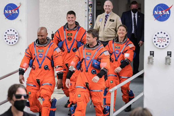 Αστροναύτης NASA: Γιατί λέει ότι ο ύπνος στο διάστημα ήταν ο καλύτερος της ζωής της