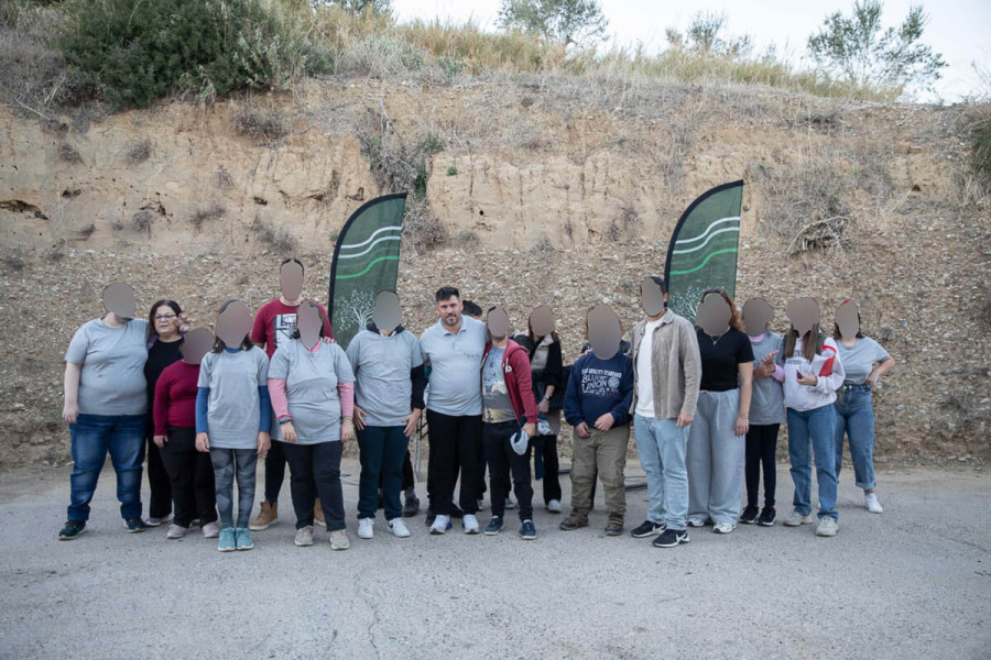 ΚΔΑΠ ΑΜΕΑ "Διάπλασις": Επίσκεψη στους ελαιώνες της Οικ. Θανόπουλου στην Κορυφή