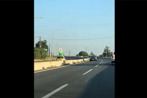 Οδηγός πήγαινε ανάποδα στον Κοζάνης-Πτολεμαΐδας και σταμάτησε μετά από δεκάδες κλήσεις στην Τροχαία