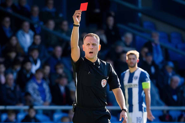 Serie A: Πόσο κοστίζουν οι διαιτητές στην Ιταλία και ποιος πληρώνει τον λογαριασμό