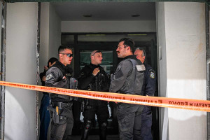 Απολογείται ο 89χρονος για τους πυροβολισμούς σε ΕΦΚΑ και Εφετείο - Όλα όσα είπε στους αστυνομικούς