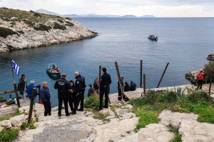 Στα σκοτεινά νερά του «Πηγαδιού του Διαβόλου»: Συγκλονιστικά βίντεο από δύτες