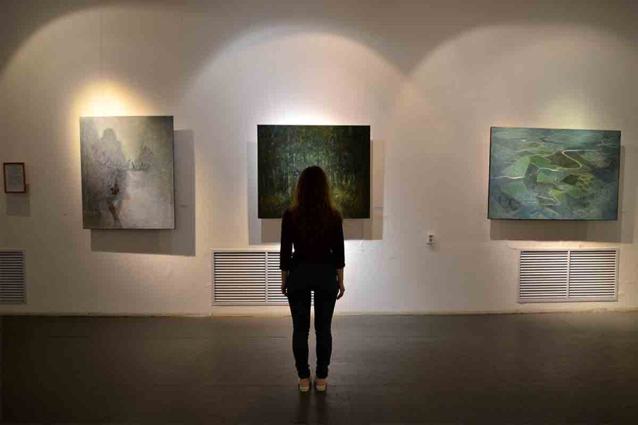 Πώς η επίσκεψη σε μια γκαλερί έργων τέχνης μπορεί να βελτιώσει την υγεία σας