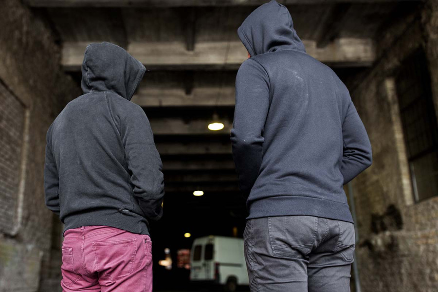Πάτρα: Ληστεία με εμπλοκή ανηλίκων στα Προσφυγικά