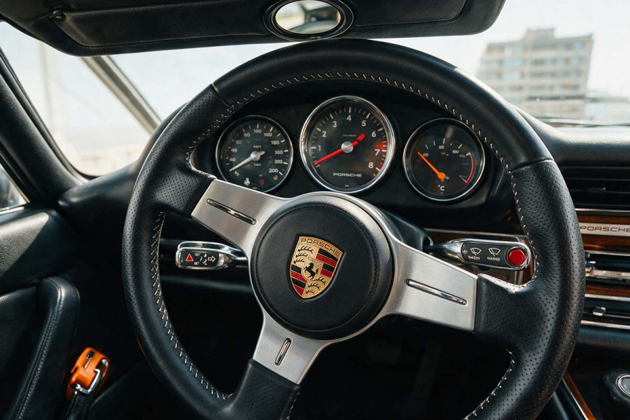 Η νέα Porsche Mission S ποντάρει στα αναλογικά στοιχεία