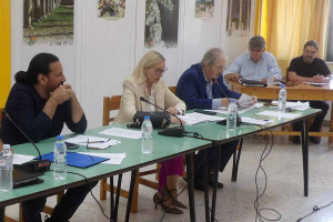 Δημοτικό Συμβούλιο Ανδρίτσαινας-Κρεστένων: Στο επίκεντρο τ’ αδέσποτα ζώα συντροφιάς