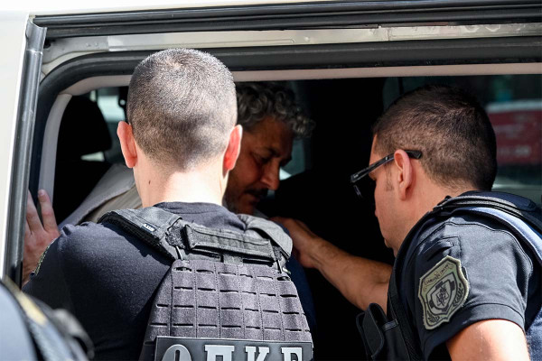 Σύγχυση γύρω από τη μη έκδοση του Τζέιμς Δαλαμάγκα