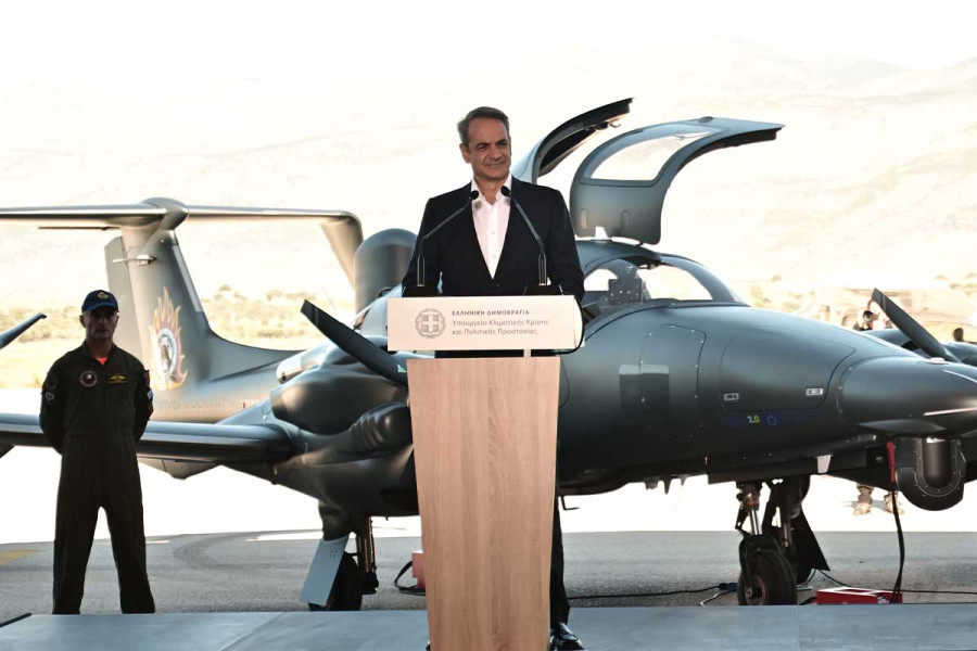 Μητσοτάκης: Ιστορική η παραλαβή των πρώτων ιδιόκτητων πυροσβεστικών αεροσκαφών