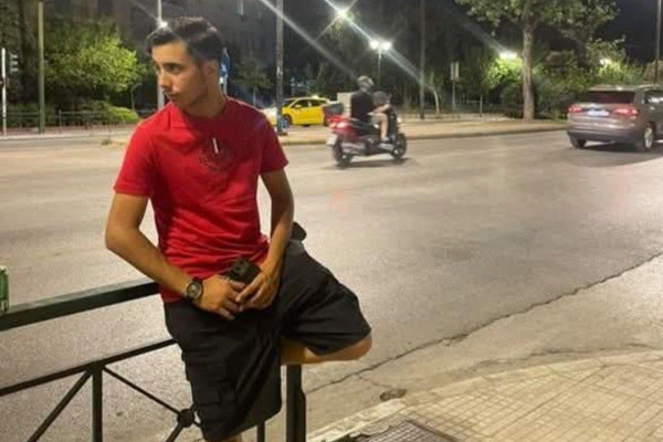Λεχαινά: Νεκρός σε τροχαίο στην Γλυφάδα, ο 21χρονος Δημήτρης Β.