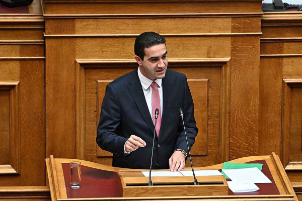 Κατρίνης: Καμία κυβερνητική δέσμευση για την ολοκλήρωση της ανάπλασης στο Κατάκολο