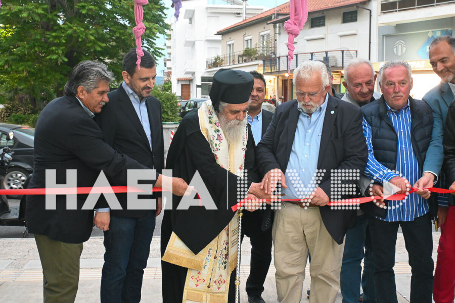 Πλημμύρισε” από κόσμο η Αμαλιάδα την ημέρα εγκαινίων της 23ης Πανηλειακής Ανθοκομικής Έκθεσης