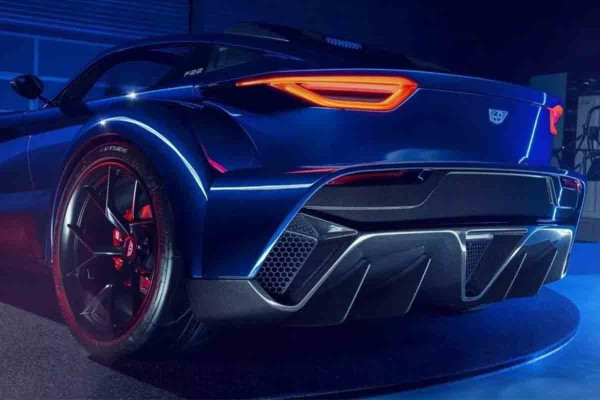 Νέο μοντέλο για την Donkervoort