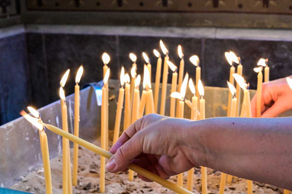 Εορτολόγιο 2 Μαΐου: Ποιοι γιορτάζουν σήμερα