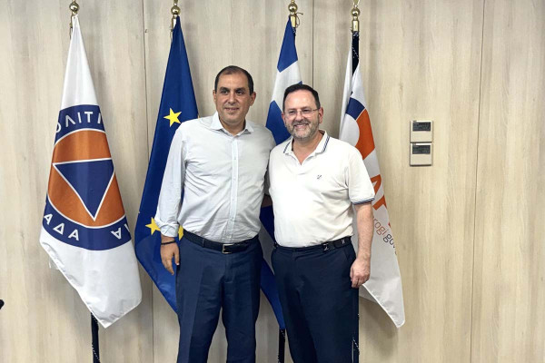 Συνάντηση του Αντιπεριφερειάρχη Ηλείας Νίκου Κοροβέση με τον Υφυπουργό Κλιματικής Κρίσης και Πολιτικής Προστασίας Κώστα Κατσαφάδο